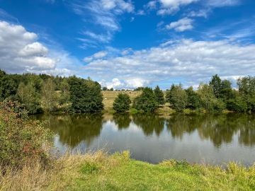 Po stopách hradů u Františkových Lázní a Chebu přes rezervaci SOOS